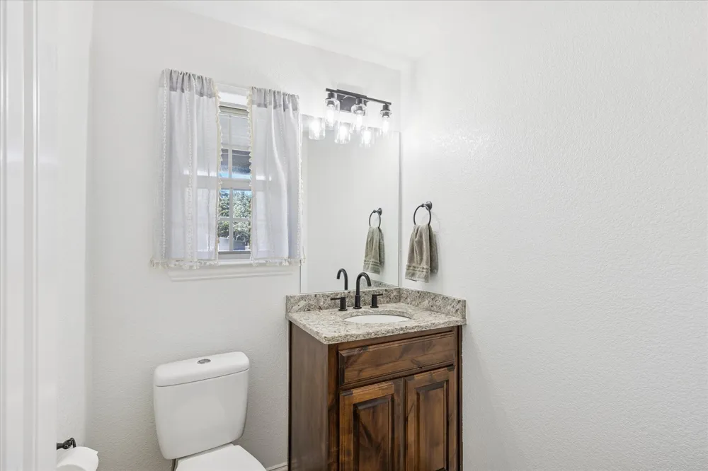 3390 Zion Hill Road Weatherford, TX 76088