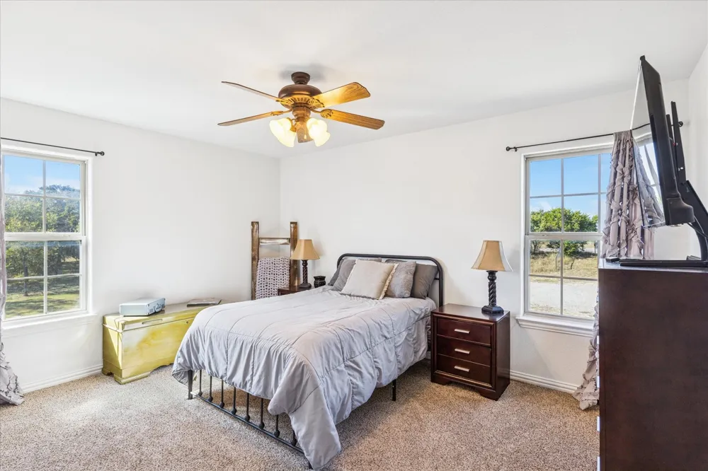 3390 Zion Hill Road Weatherford, TX 76088