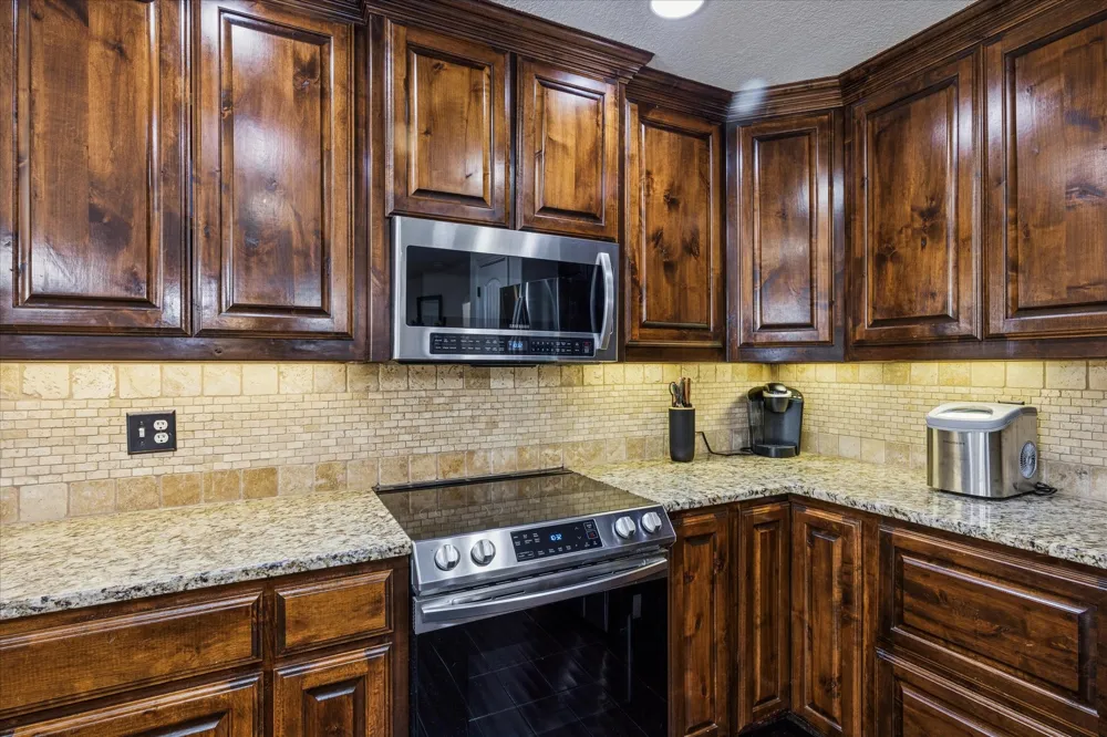 3390 Zion Hill Road Weatherford, TX 76088