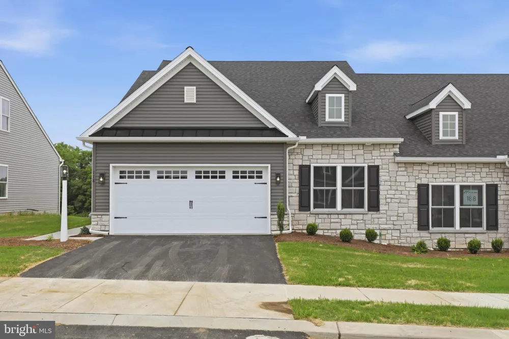 26 WATER LEAF ROAD Lancaster, PA 17603