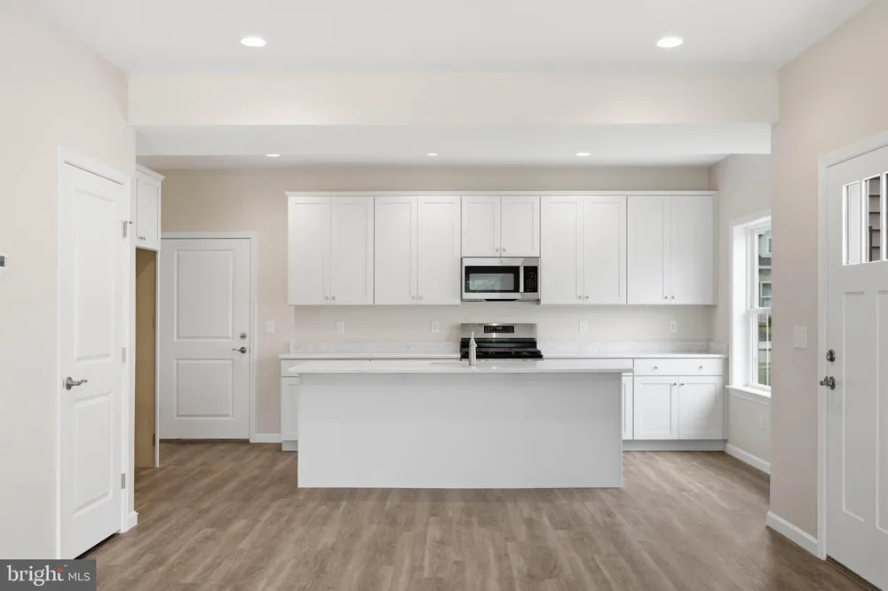 26 WATER LEAF ROAD Lancaster, PA 17603