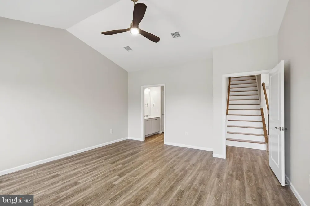 26 WATER LEAF ROAD Lancaster, PA 17603