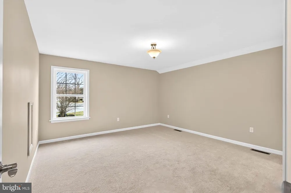 26 WATER LEAF ROAD Lancaster, PA 17603