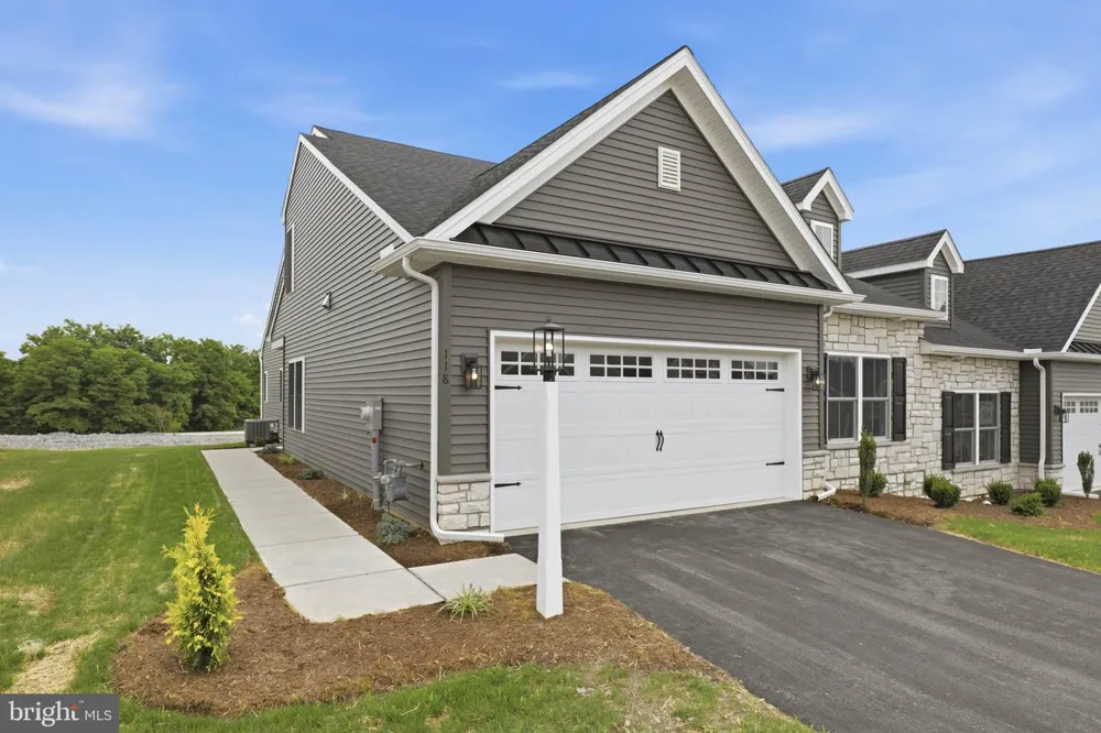 26 WATER LEAF ROAD Lancaster, PA 17603