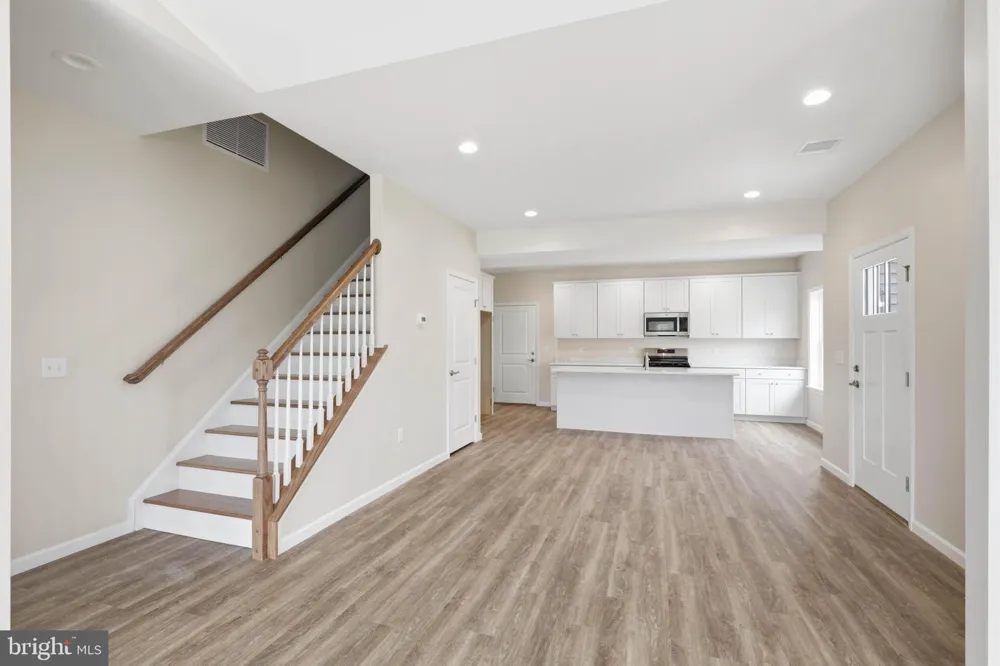 26 WATER LEAF ROAD Lancaster, PA 17603