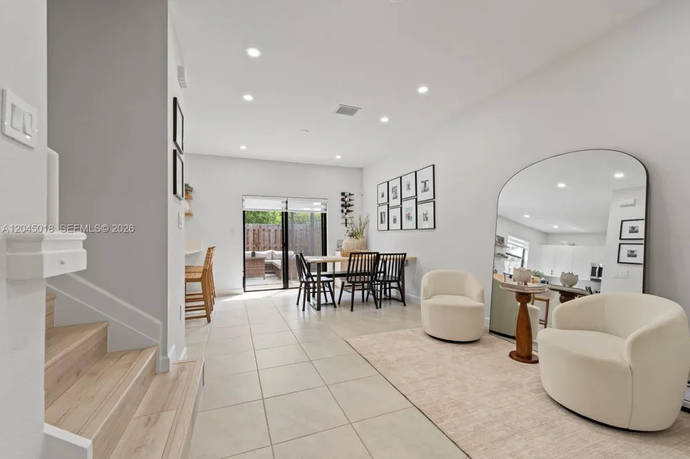 22961 SW 99th Ave Cutler Bay, FL 33190