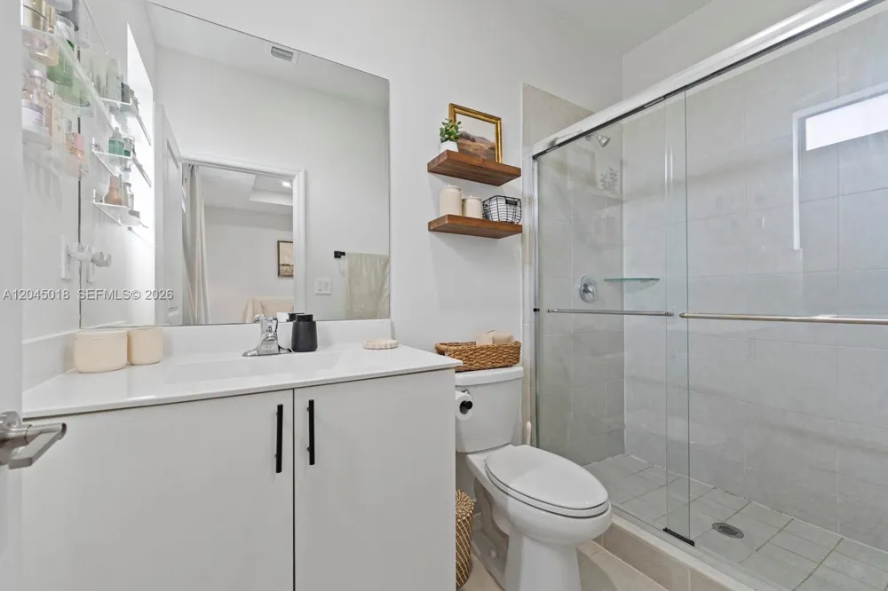 22961 SW 99th Ave Cutler Bay, FL 33190