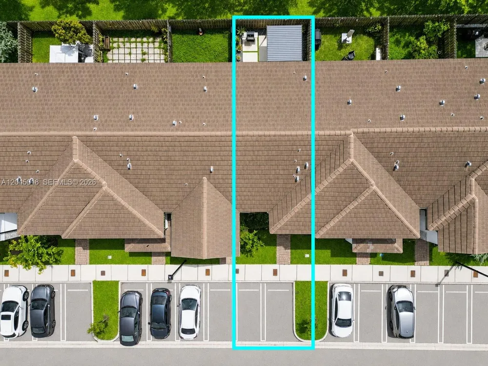22961 SW 99th Ave Cutler Bay, FL 33190