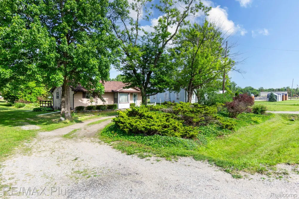 3350 Belsay Road E Genesee Charter Township, MI 48506