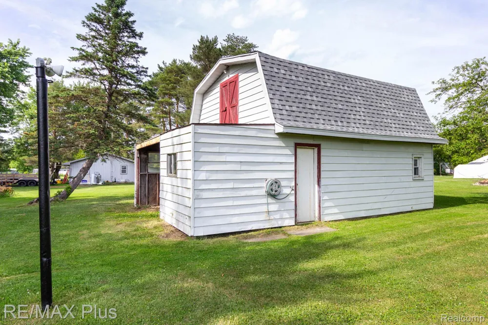 3350 Belsay Road E Genesee Charter Township, MI 48506