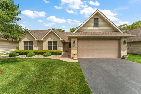 1138 Cherrywood Lane
