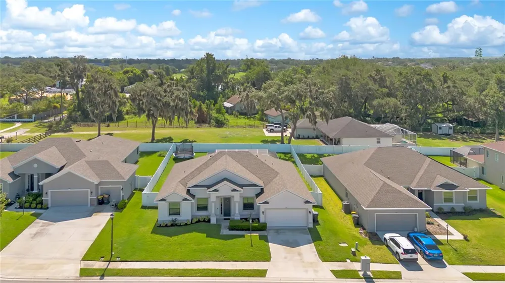 525 GANDHI DRIVE Lakeland, FL 33813