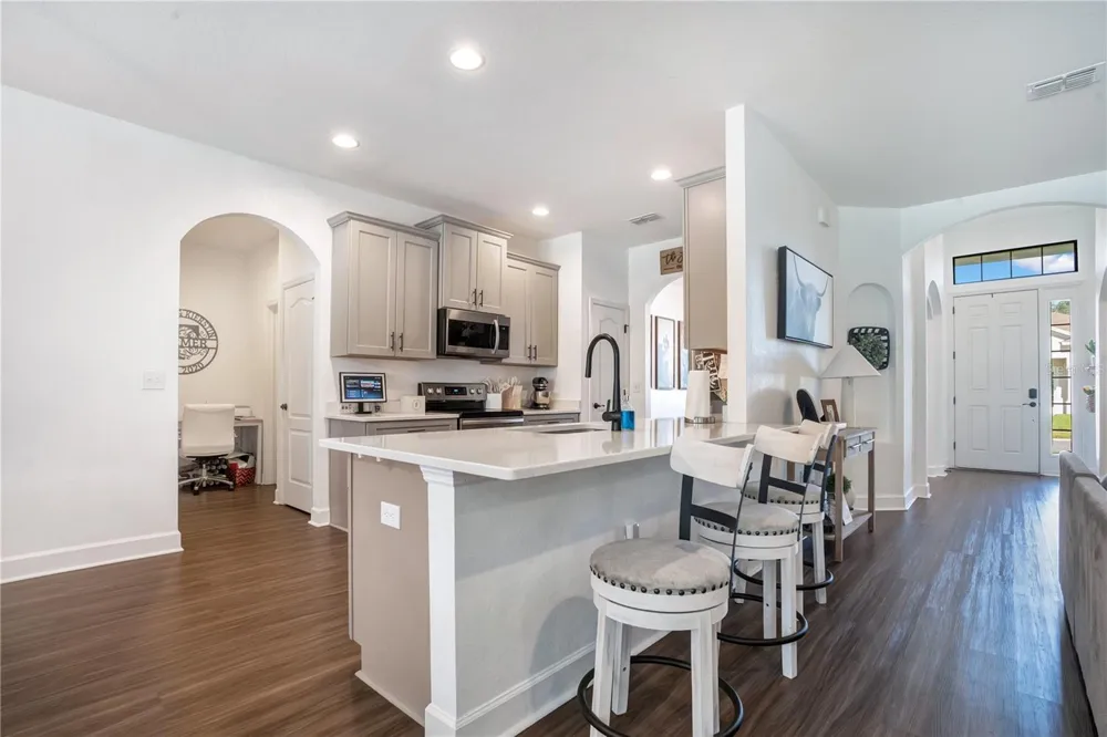 525 GANDHI DRIVE Lakeland, FL 33813