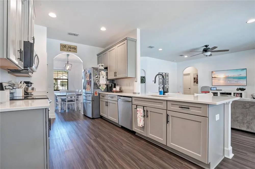 525 GANDHI DRIVE Lakeland, FL 33813