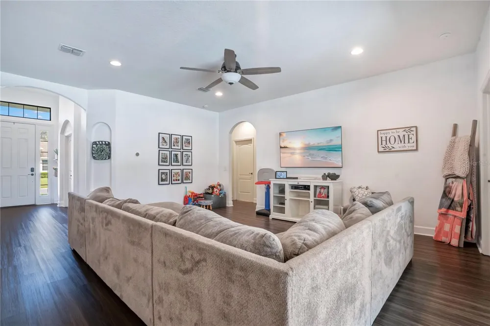 525 GANDHI DRIVE Lakeland, FL 33813