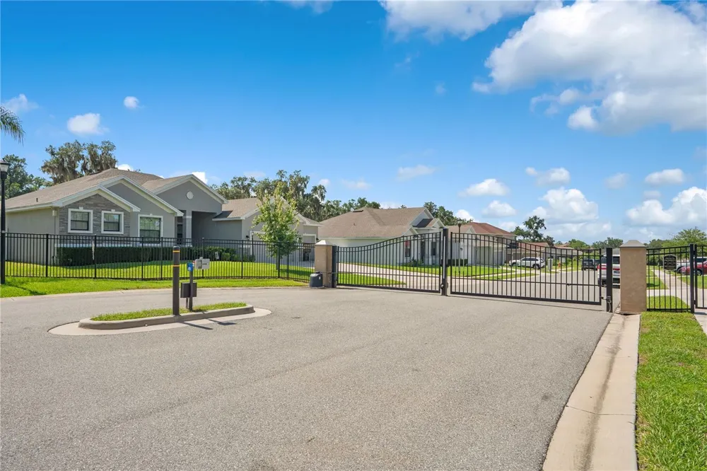 525 GANDHI DRIVE Lakeland, FL 33813