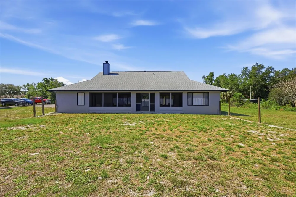 168 COMMUNITY DRIVE Debary, FL 32713