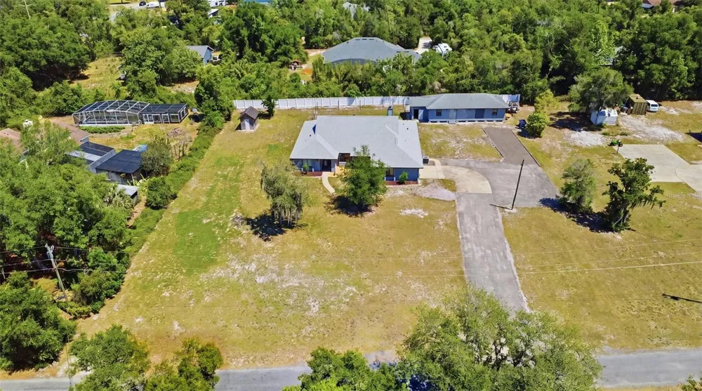 168 COMMUNITY DRIVE Debary, FL 32713