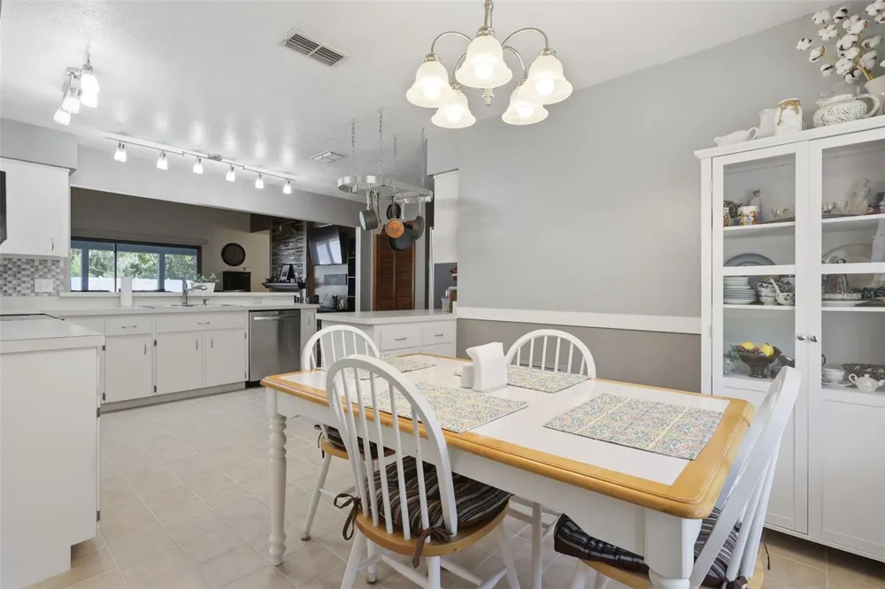 168 COMMUNITY DRIVE Debary, FL 32713