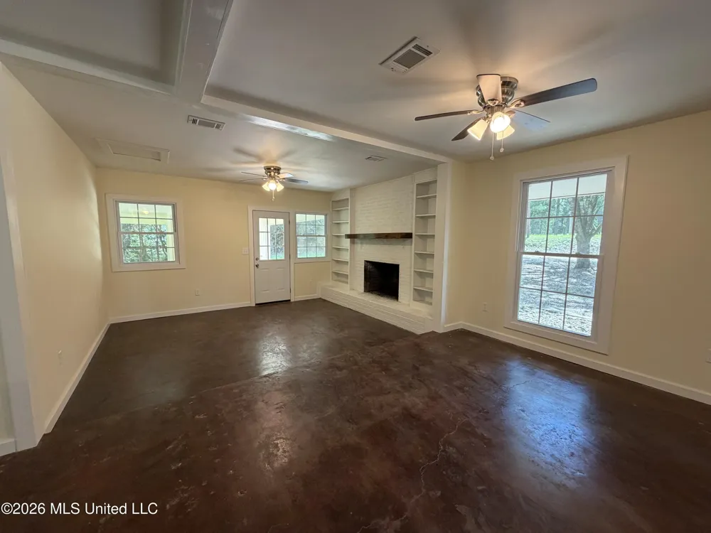 2159 Sunny Lane Road Benton, MS 39039