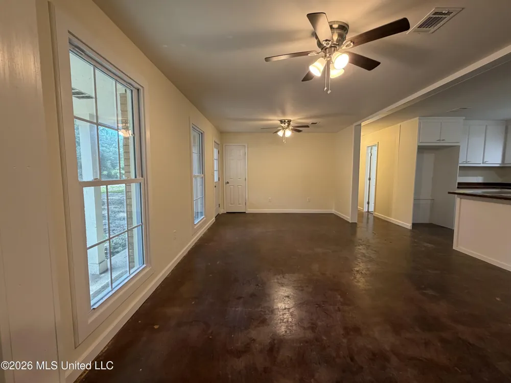 2159 Sunny Lane Road Benton, MS 39039