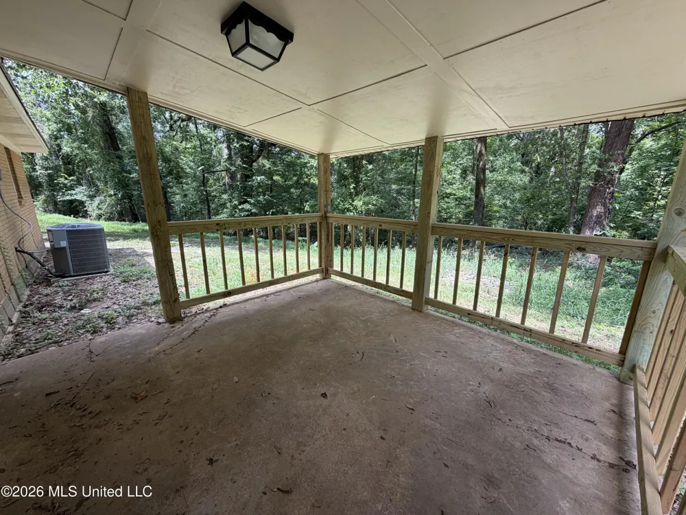 2159 Sunny Lane Road Benton, MS 39039