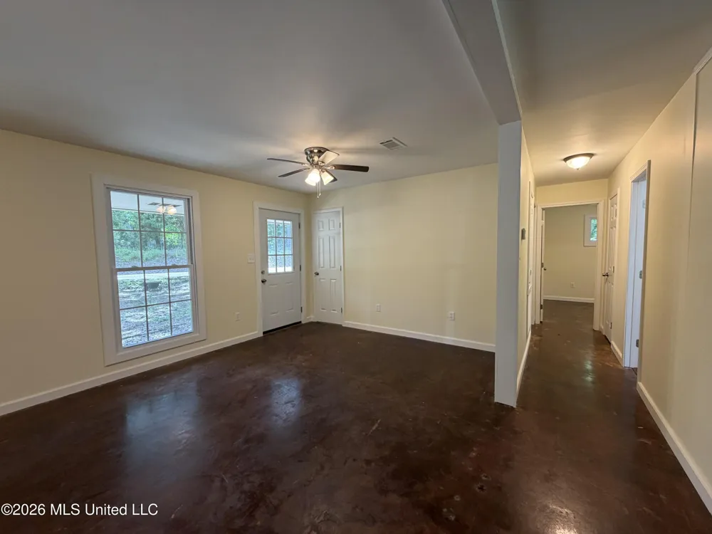 2159 Sunny Lane Road Benton, MS 39039