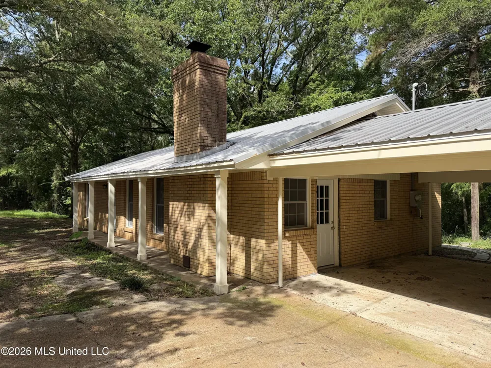 2159 Sunny Lane Road Benton, MS 39039
