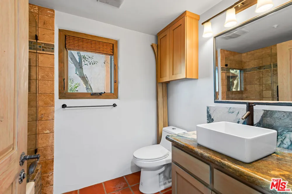 7047 Vista Del Mar Lane Playa del Rey, CA 90293