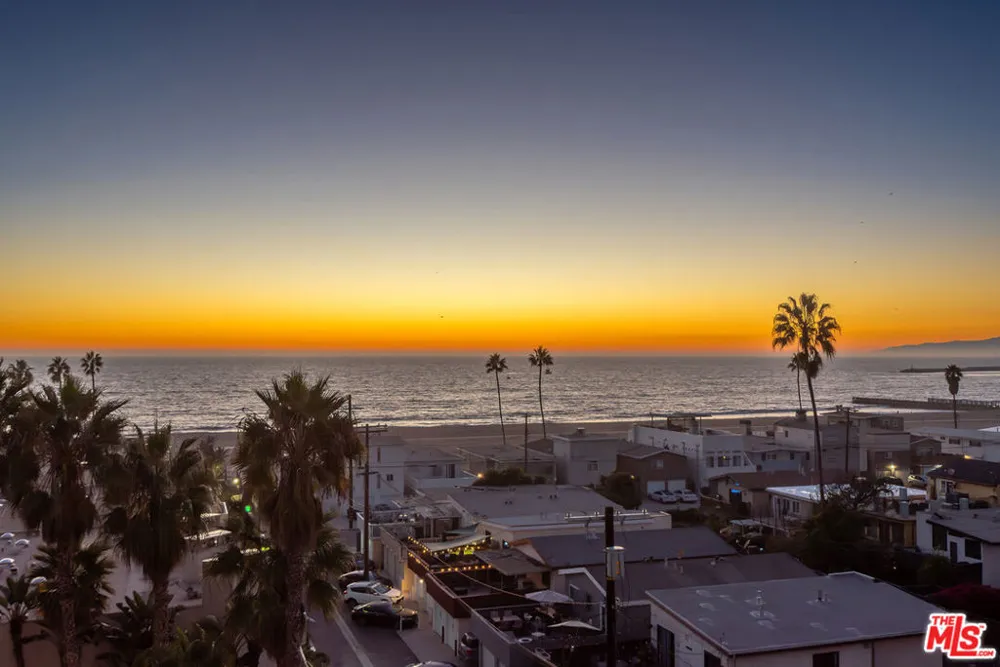 7047 Vista Del Mar Lane Playa del Rey, CA 90293