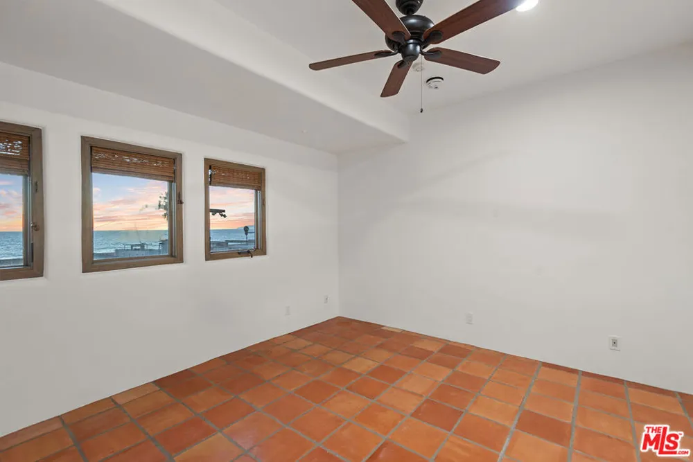 7047 Vista Del Mar Lane Playa del Rey, CA 90293