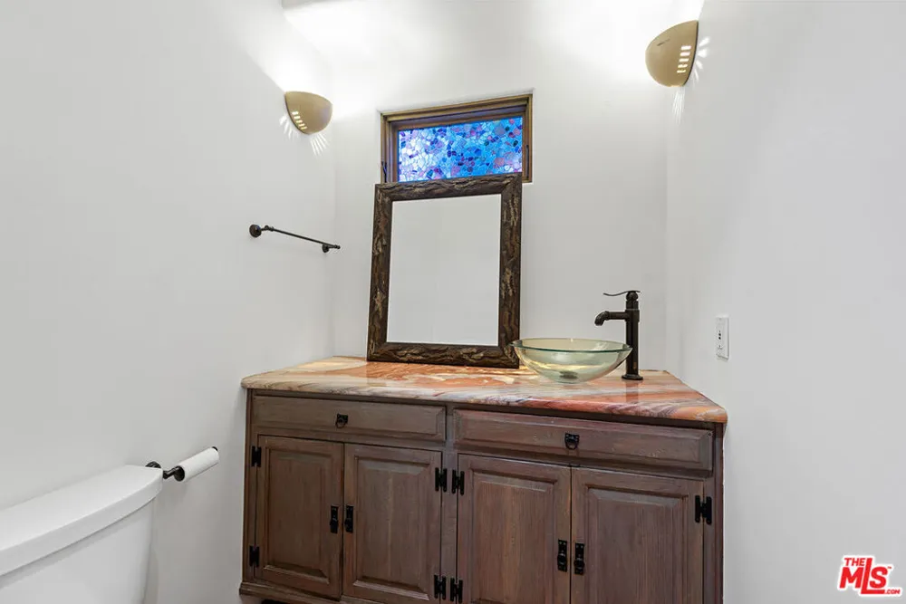 7047 Vista Del Mar Lane Playa del Rey, CA 90293