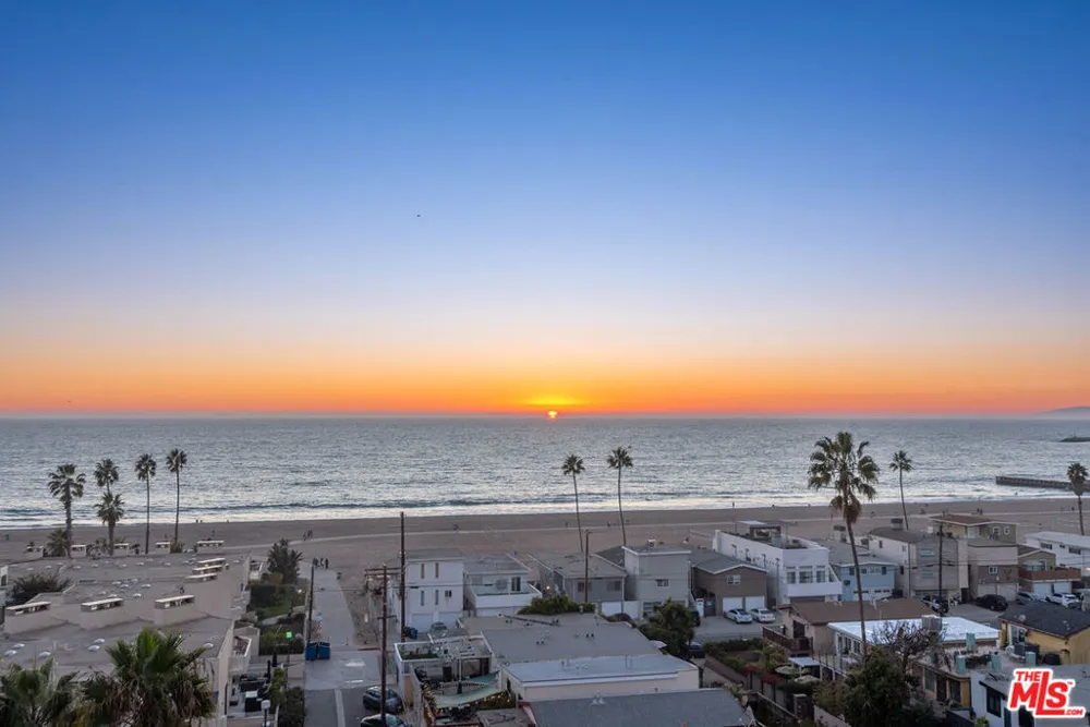 7047 Vista Del Mar Lane Playa del Rey, CA 90293