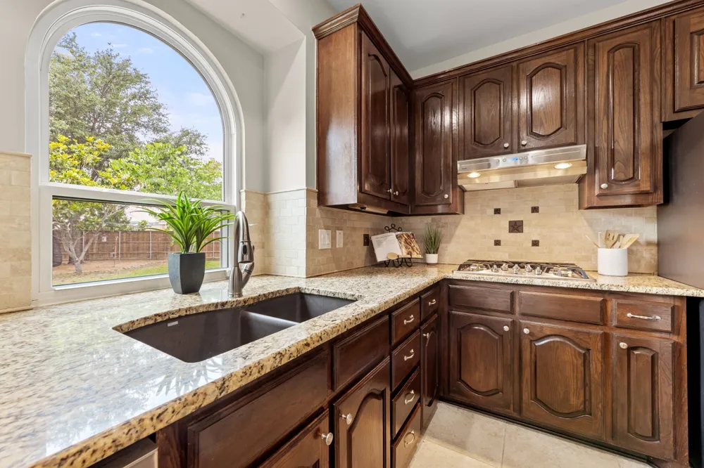 514 Newport Court Murphy, TX 75094