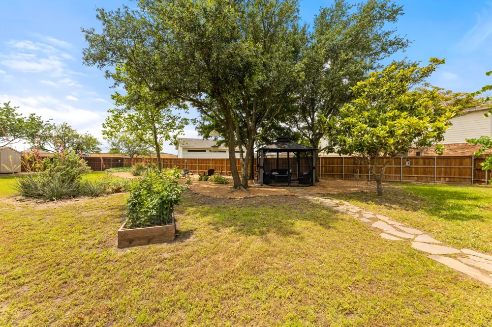 514 Newport Court Murphy, TX 75094