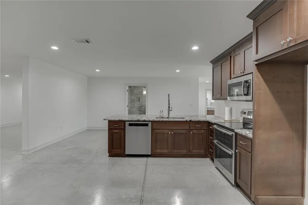 563 Martin Road Talmo, GA 30575