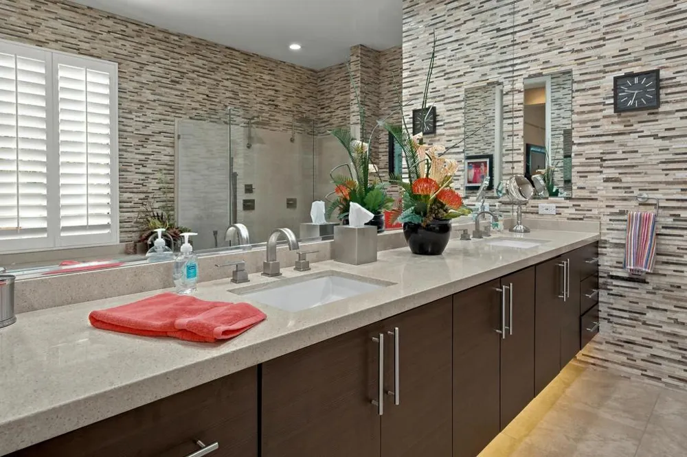 33 ViA Las Flores Rancho Mirage, CA 92270