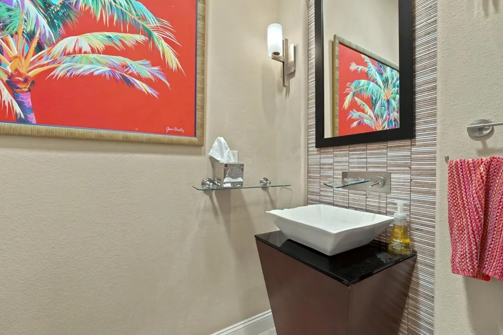 33 ViA Las Flores Rancho Mirage, CA 92270