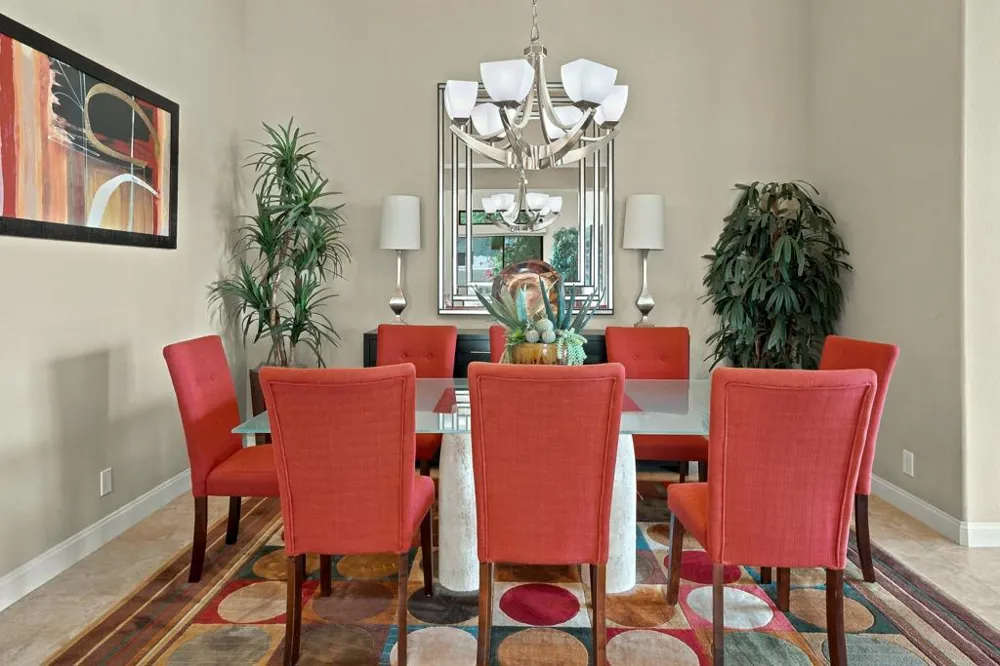 33 ViA Las Flores Rancho Mirage, CA 92270