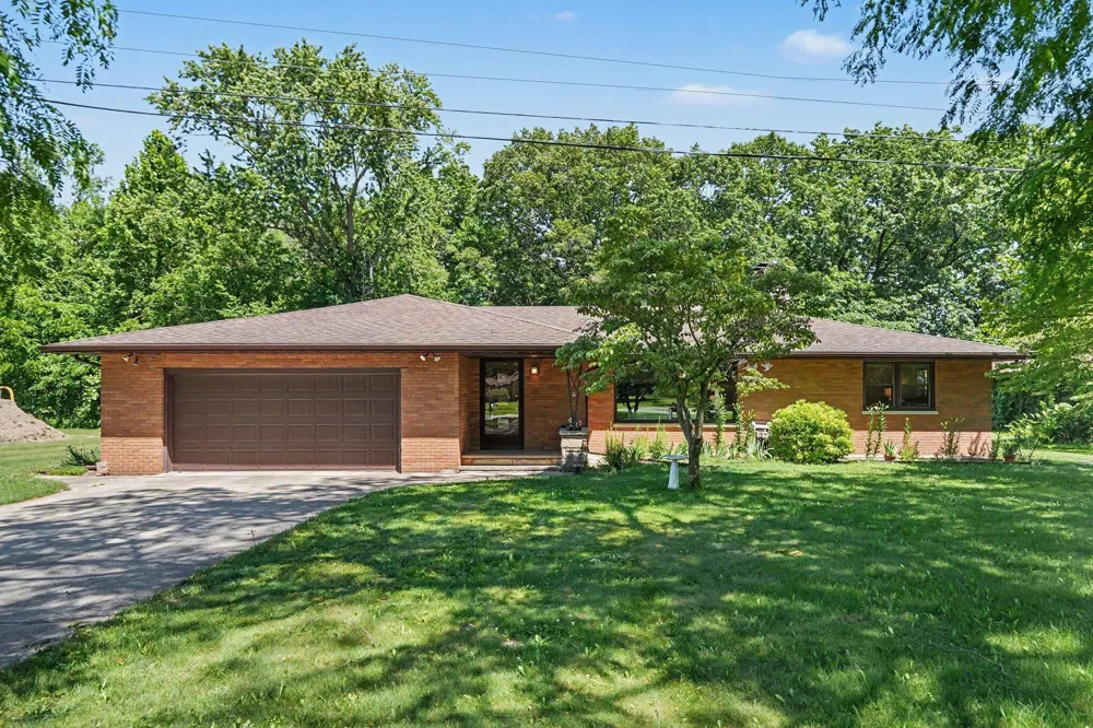2489 Washington Avenue St. Joseph, MI 49085