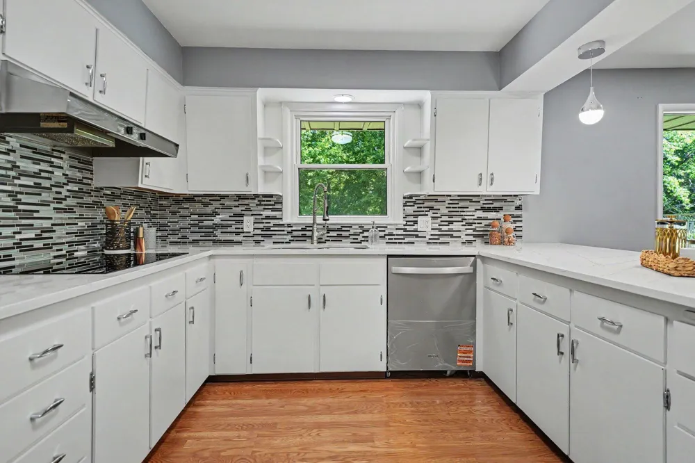 2489 Washington Avenue St. Joseph, MI 49085