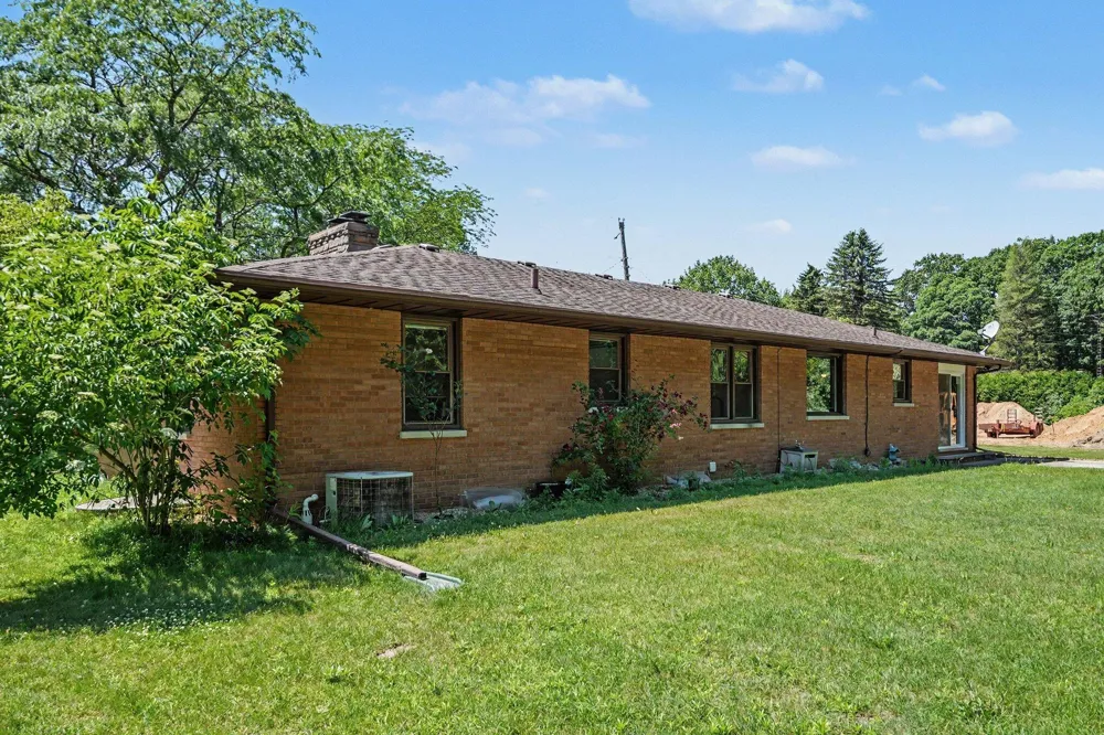 2489 Washington Avenue St. Joseph, MI 49085