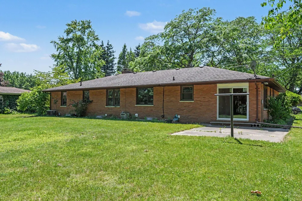 2489 Washington Avenue St. Joseph, MI 49085