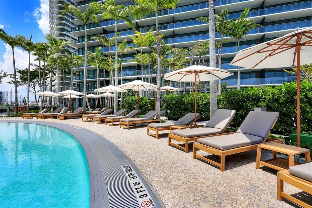 480 NE 31st St #907 Miami, FL 33137