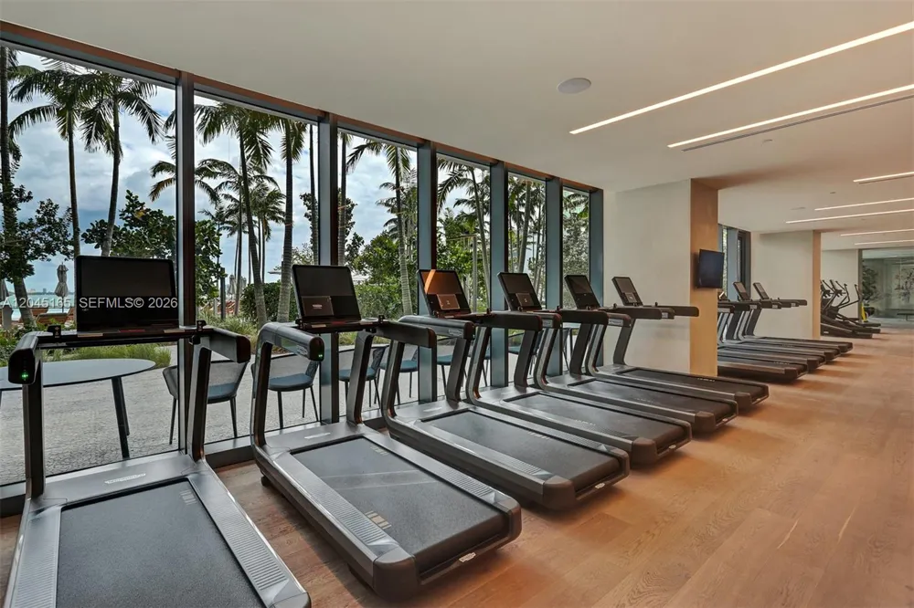 480 NE 31st St #907 Miami, FL 33137