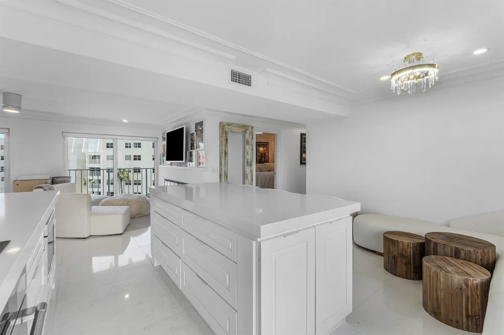3500 S Ocean Boulevard #502 South Palm Beach, FL 33480