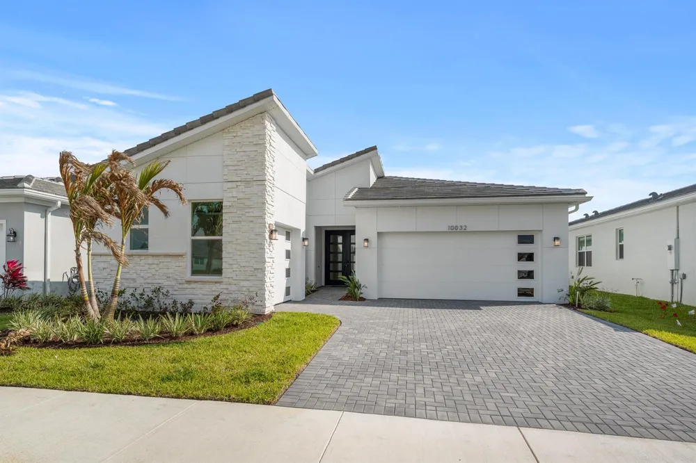 11968 SW Pantone Street Port St. Lucie, FL 34987