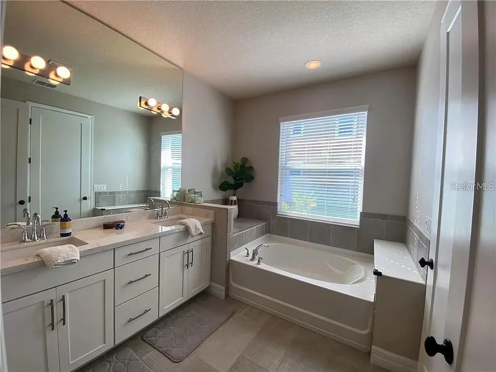 7902 CORKFIELD AVENUE Orlando, FL 32832
