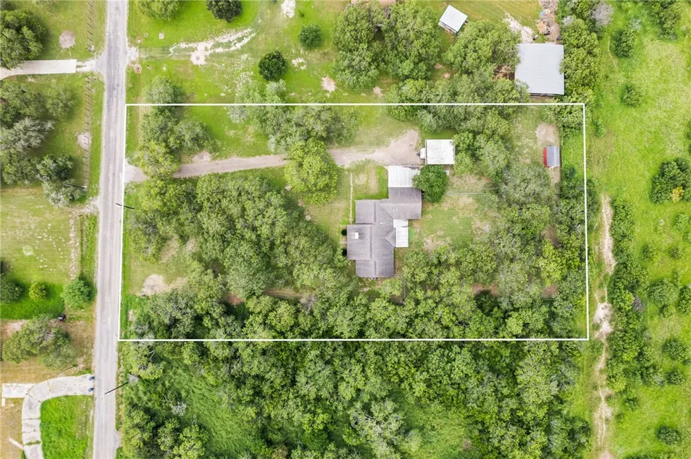 4278 County Road 2289 Odem, TX 78370