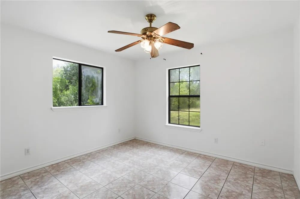 4278 County Road 2289 Odem, TX 78370